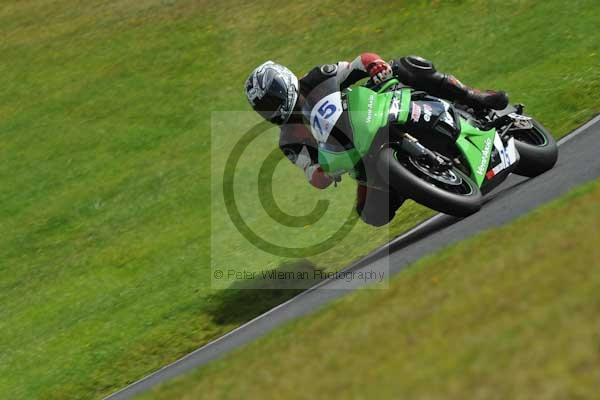 Motorcycle action photographs;cadwell;cadwell park photographs;event digital images;eventdigitalimages;motor racing louth lincolnshire;no limits trackday;peter wileman photography;trackday;trackday digital images;trackday photos