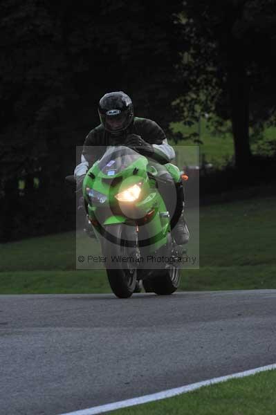 Motorcycle action photographs;cadwell;cadwell park photographs;event digital images;eventdigitalimages;motor racing louth lincolnshire;no limits trackday;peter wileman photography;trackday;trackday digital images;trackday photos