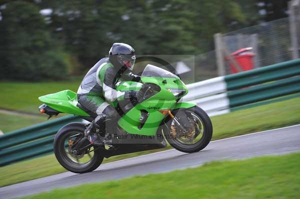 Motorcycle action photographs;cadwell;cadwell park photographs;event digital images;eventdigitalimages;motor racing louth lincolnshire;no limits trackday;peter wileman photography;trackday;trackday digital images;trackday photos