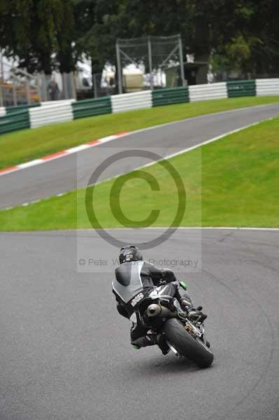 Motorcycle action photographs;cadwell;cadwell park photographs;event digital images;eventdigitalimages;motor racing louth lincolnshire;no limits trackday;peter wileman photography;trackday;trackday digital images;trackday photos