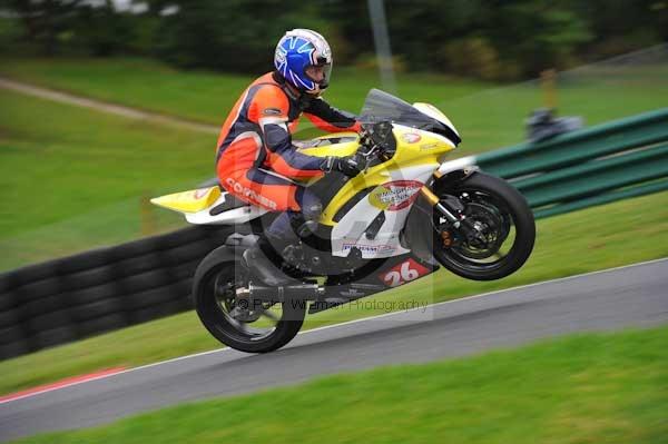 Motorcycle action photographs;cadwell;cadwell park photographs;event digital images;eventdigitalimages;motor racing louth lincolnshire;no limits trackday;peter wileman photography;trackday;trackday digital images;trackday photos