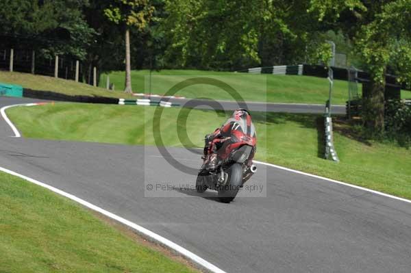 Motorcycle action photographs;cadwell;cadwell park photographs;event digital images;eventdigitalimages;motor racing louth lincolnshire;no limits trackday;peter wileman photography;trackday;trackday digital images;trackday photos