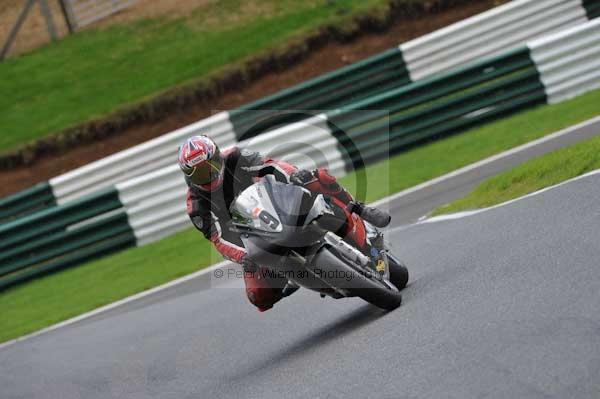 Motorcycle action photographs;cadwell;cadwell park photographs;event digital images;eventdigitalimages;motor racing louth lincolnshire;no limits trackday;peter wileman photography;trackday;trackday digital images;trackday photos