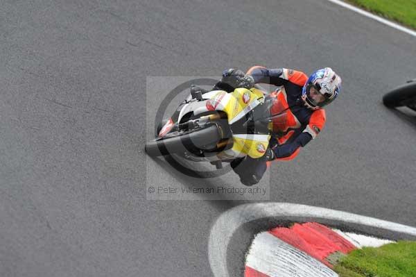 Motorcycle action photographs;cadwell;cadwell park photographs;event digital images;eventdigitalimages;motor racing louth lincolnshire;no limits trackday;peter wileman photography;trackday;trackday digital images;trackday photos