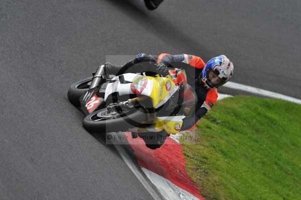 Motorcycle action photographs;cadwell;cadwell park photographs;event digital images;eventdigitalimages;motor racing louth lincolnshire;no limits trackday;peter wileman photography;trackday;trackday digital images;trackday photos