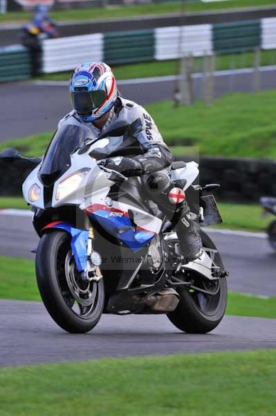 Motorcycle action photographs;cadwell;cadwell park photographs;event digital images;eventdigitalimages;motor racing louth lincolnshire;no limits trackday;peter wileman photography;trackday;trackday digital images;trackday photos