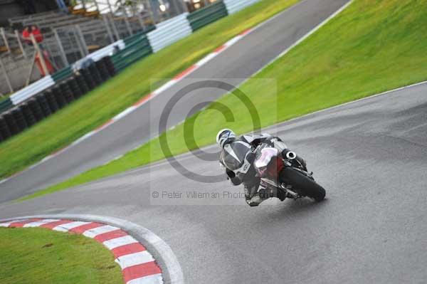 Motorcycle action photographs;cadwell;cadwell park photographs;event digital images;eventdigitalimages;motor racing louth lincolnshire;no limits trackday;peter wileman photography;trackday;trackday digital images;trackday photos