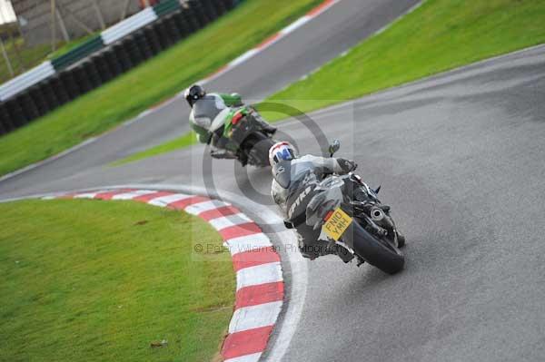 Motorcycle action photographs;cadwell;cadwell park photographs;event digital images;eventdigitalimages;motor racing louth lincolnshire;no limits trackday;peter wileman photography;trackday;trackday digital images;trackday photos