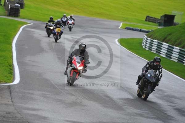 Motorcycle action photographs;cadwell;cadwell park photographs;event digital images;eventdigitalimages;motor racing louth lincolnshire;no limits trackday;peter wileman photography;trackday;trackday digital images;trackday photos