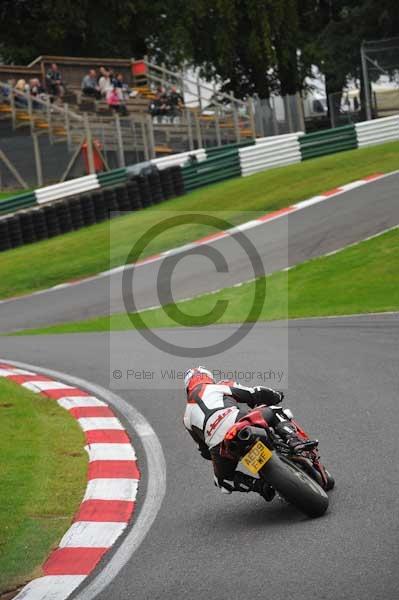 Motorcycle action photographs;cadwell;cadwell park photographs;event digital images;eventdigitalimages;motor racing louth lincolnshire;no limits trackday;peter wileman photography;trackday;trackday digital images;trackday photos