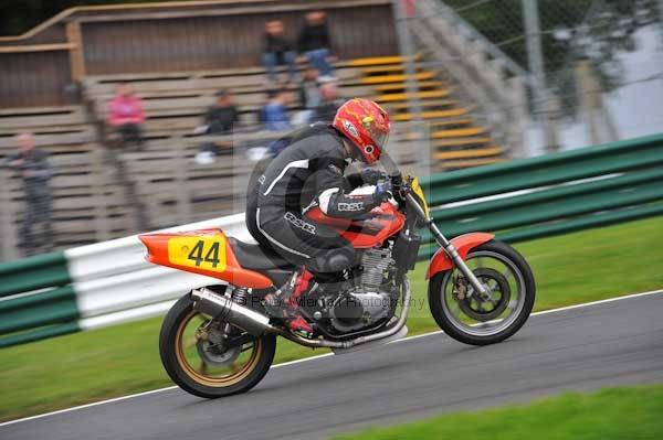 Motorcycle action photographs;cadwell;cadwell park photographs;event digital images;eventdigitalimages;motor racing louth lincolnshire;no limits trackday;peter wileman photography;trackday;trackday digital images;trackday photos