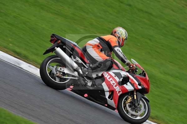 Motorcycle action photographs;cadwell;cadwell park photographs;event digital images;eventdigitalimages;motor racing louth lincolnshire;no limits trackday;peter wileman photography;trackday;trackday digital images;trackday photos