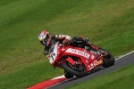 Motorcycle-action-photographs;cadwell;cadwell-park-photographs;event-digital-images;eventdigitalimages;motor-racing-louth-lincolnshire;no-limits-trackday;peter-wileman-photography;trackday;trackday-digital-images;trackday-photos