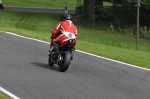 Motorcycle-action-photographs;cadwell;cadwell-park-photographs;event-digital-images;eventdigitalimages;motor-racing-louth-lincolnshire;no-limits-trackday;peter-wileman-photography;trackday;trackday-digital-images;trackday-photos