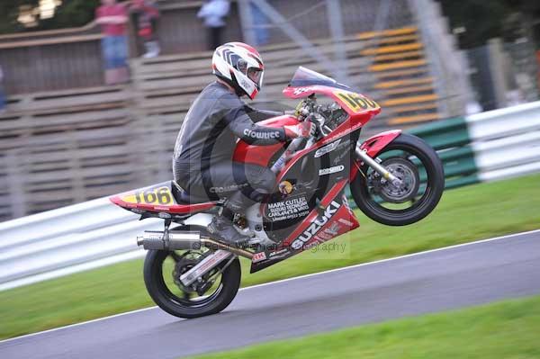 Motorcycle action photographs;cadwell;cadwell park photographs;event digital images;eventdigitalimages;motor racing louth lincolnshire;no limits trackday;peter wileman photography;trackday;trackday digital images;trackday photos