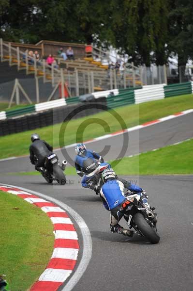 Motorcycle action photographs;cadwell;cadwell park photographs;event digital images;eventdigitalimages;motor racing louth lincolnshire;no limits trackday;peter wileman photography;trackday;trackday digital images;trackday photos