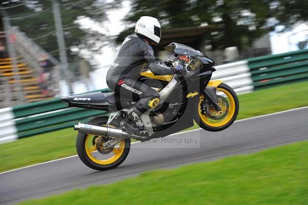 Motorcycle action photographs;cadwell;cadwell park photographs;event digital images;eventdigitalimages;motor racing louth lincolnshire;no limits trackday;peter wileman photography;trackday;trackday digital images;trackday photos