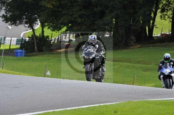 Motorcycle action photographs;cadwell;cadwell park photographs;event digital images;eventdigitalimages;motor racing louth lincolnshire;no limits trackday;peter wileman photography;trackday;trackday digital images;trackday photos