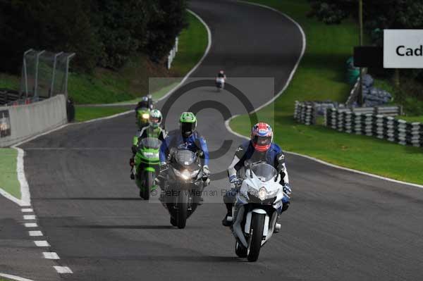 Motorcycle action photographs;cadwell;cadwell park photographs;event digital images;eventdigitalimages;motor racing louth lincolnshire;no limits trackday;peter wileman photography;trackday;trackday digital images;trackday photos