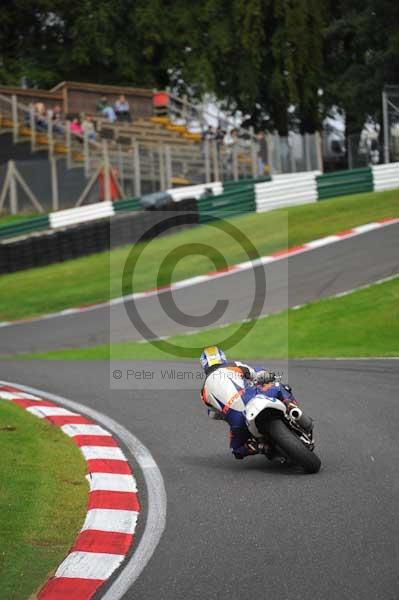 Motorcycle action photographs;cadwell;cadwell park photographs;event digital images;eventdigitalimages;motor racing louth lincolnshire;no limits trackday;peter wileman photography;trackday;trackday digital images;trackday photos