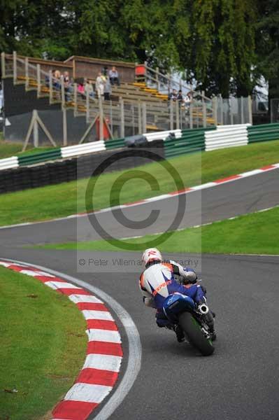 Motorcycle action photographs;cadwell;cadwell park photographs;event digital images;eventdigitalimages;motor racing louth lincolnshire;no limits trackday;peter wileman photography;trackday;trackday digital images;trackday photos