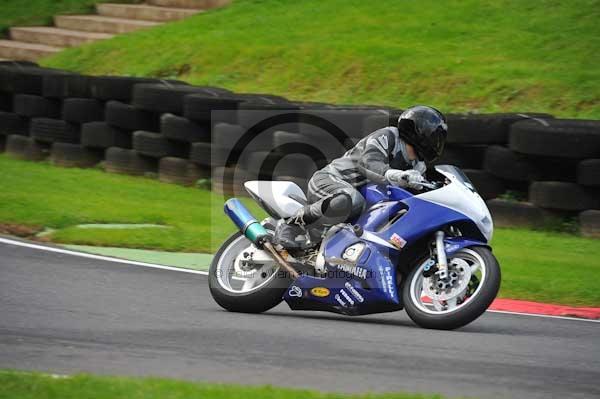 Motorcycle action photographs;cadwell;cadwell park photographs;event digital images;eventdigitalimages;motor racing louth lincolnshire;no limits trackday;peter wileman photography;trackday;trackday digital images;trackday photos