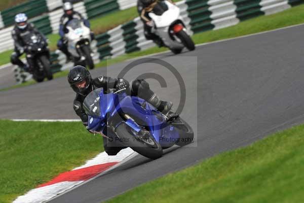 Motorcycle action photographs;cadwell;cadwell park photographs;event digital images;eventdigitalimages;motor racing louth lincolnshire;no limits trackday;peter wileman photography;trackday;trackday digital images;trackday photos