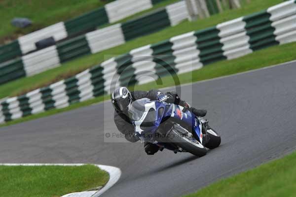 Motorcycle action photographs;cadwell;cadwell park photographs;event digital images;eventdigitalimages;motor racing louth lincolnshire;no limits trackday;peter wileman photography;trackday;trackday digital images;trackday photos