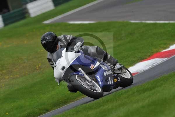 Motorcycle action photographs;cadwell;cadwell park photographs;event digital images;eventdigitalimages;motor racing louth lincolnshire;no limits trackday;peter wileman photography;trackday;trackday digital images;trackday photos