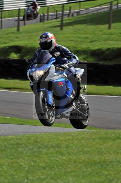 Motorcycle action photographs;cadwell;cadwell park photographs;event digital images;eventdigitalimages;motor racing louth lincolnshire;no limits trackday;peter wileman photography;trackday;trackday digital images;trackday photos