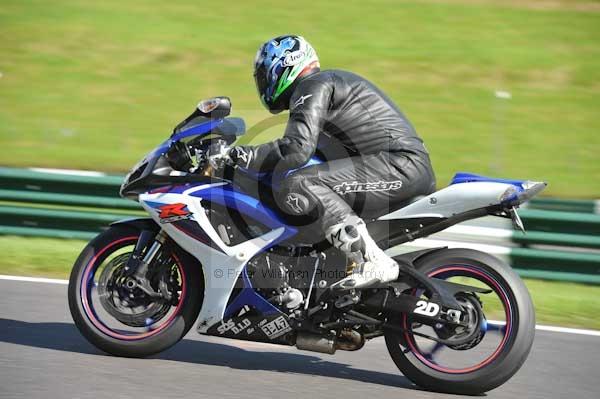 Motorcycle action photographs;cadwell;cadwell park photographs;event digital images;eventdigitalimages;motor racing louth lincolnshire;no limits trackday;peter wileman photography;trackday;trackday digital images;trackday photos