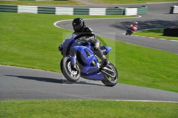 Motorcycle action photographs;cadwell;cadwell park photographs;event digital images;eventdigitalimages;motor racing louth lincolnshire;no limits trackday;peter wileman photography;trackday;trackday digital images;trackday photos