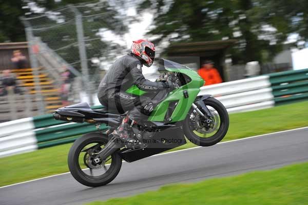 Motorcycle action photographs;cadwell;cadwell park photographs;event digital images;eventdigitalimages;motor racing louth lincolnshire;no limits trackday;peter wileman photography;trackday;trackday digital images;trackday photos