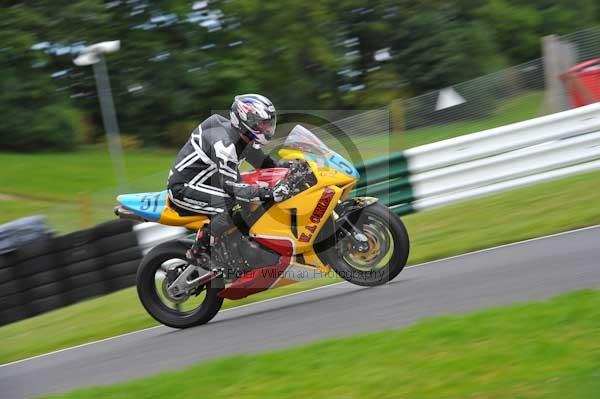 Motorcycle action photographs;cadwell;cadwell park photographs;event digital images;eventdigitalimages;motor racing louth lincolnshire;no limits trackday;peter wileman photography;trackday;trackday digital images;trackday photos