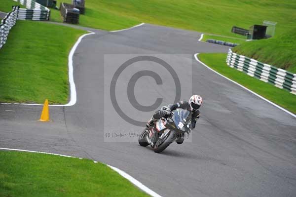 Motorcycle action photographs;cadwell;cadwell park photographs;event digital images;eventdigitalimages;motor racing louth lincolnshire;no limits trackday;peter wileman photography;trackday;trackday digital images;trackday photos