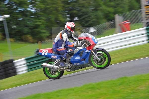 Motorcycle action photographs;cadwell;cadwell park photographs;event digital images;eventdigitalimages;motor racing louth lincolnshire;no limits trackday;peter wileman photography;trackday;trackday digital images;trackday photos