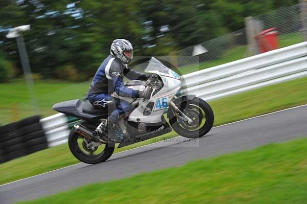 Motorcycle action photographs;cadwell;cadwell park photographs;event digital images;eventdigitalimages;motor racing louth lincolnshire;no limits trackday;peter wileman photography;trackday;trackday digital images;trackday photos