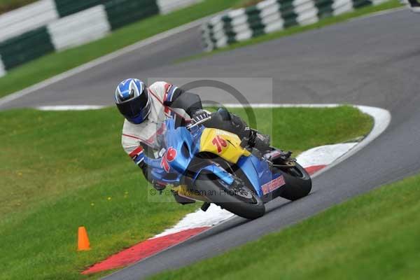 Motorcycle action photographs;cadwell;cadwell park photographs;event digital images;eventdigitalimages;motor racing louth lincolnshire;no limits trackday;peter wileman photography;trackday;trackday digital images;trackday photos