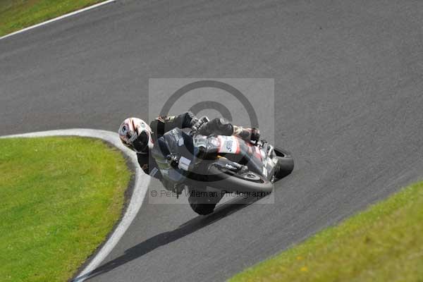 Motorcycle action photographs;cadwell;cadwell park photographs;event digital images;eventdigitalimages;motor racing louth lincolnshire;no limits trackday;peter wileman photography;trackday;trackday digital images;trackday photos