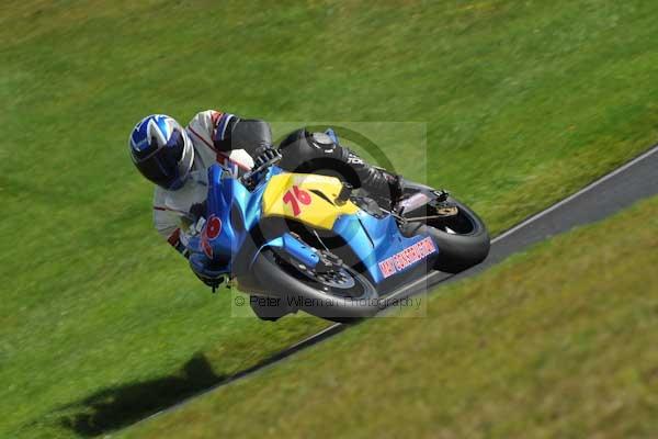 Motorcycle action photographs;cadwell;cadwell park photographs;event digital images;eventdigitalimages;motor racing louth lincolnshire;no limits trackday;peter wileman photography;trackday;trackday digital images;trackday photos