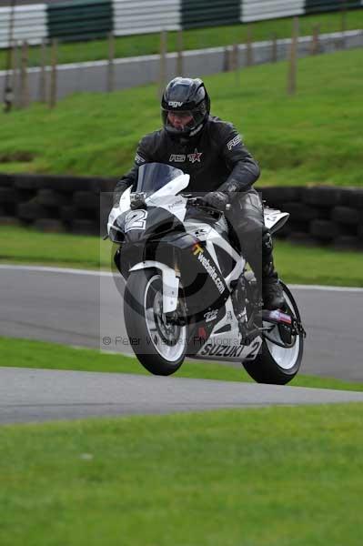 Motorcycle action photographs;cadwell;cadwell park photographs;event digital images;eventdigitalimages;motor racing louth lincolnshire;no limits trackday;peter wileman photography;trackday;trackday digital images;trackday photos