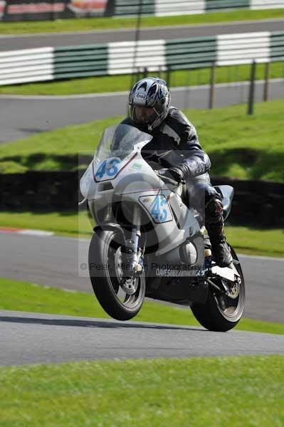 Motorcycle action photographs;cadwell;cadwell park photographs;event digital images;eventdigitalimages;motor racing louth lincolnshire;no limits trackday;peter wileman photography;trackday;trackday digital images;trackday photos