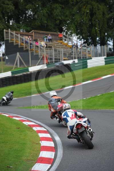 Motorcycle action photographs;cadwell;cadwell park photographs;event digital images;eventdigitalimages;motor racing louth lincolnshire;no limits trackday;peter wileman photography;trackday;trackday digital images;trackday photos