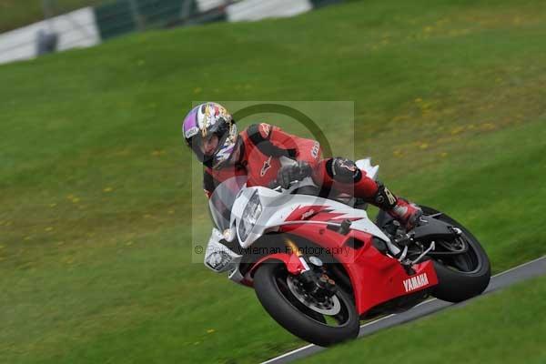 Motorcycle action photographs;cadwell;cadwell park photographs;event digital images;eventdigitalimages;motor racing louth lincolnshire;no limits trackday;peter wileman photography;trackday;trackday digital images;trackday photos