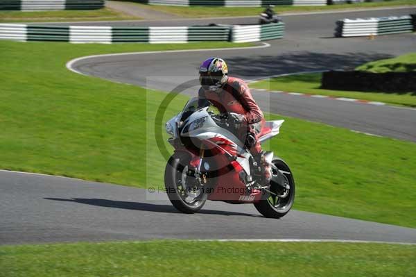 Motorcycle action photographs;cadwell;cadwell park photographs;event digital images;eventdigitalimages;motor racing louth lincolnshire;no limits trackday;peter wileman photography;trackday;trackday digital images;trackday photos