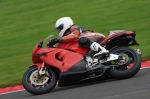 Motorcycle-action-photographs;cadwell;cadwell-park-photographs;event-digital-images;eventdigitalimages;motor-racing-louth-lincolnshire;no-limits-trackday;peter-wileman-photography;trackday;trackday-digital-images;trackday-photos