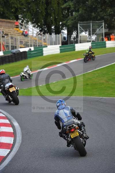 Motorcycle action photographs;cadwell;cadwell park photographs;event digital images;eventdigitalimages;motor racing louth lincolnshire;no limits trackday;peter wileman photography;trackday;trackday digital images;trackday photos