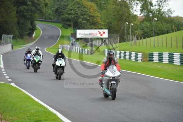 Motorcycle action photographs;cadwell;cadwell park photographs;event digital images;eventdigitalimages;motor racing louth lincolnshire;no limits trackday;peter wileman photography;trackday;trackday digital images;trackday photos