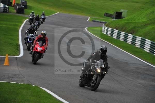 Motorcycle action photographs;cadwell;cadwell park photographs;event digital images;eventdigitalimages;motor racing louth lincolnshire;no limits trackday;peter wileman photography;trackday;trackday digital images;trackday photos