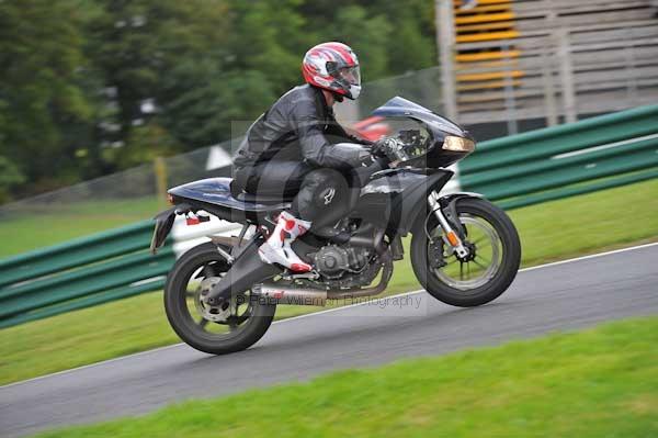 Motorcycle action photographs;cadwell;cadwell park photographs;event digital images;eventdigitalimages;motor racing louth lincolnshire;no limits trackday;peter wileman photography;trackday;trackday digital images;trackday photos